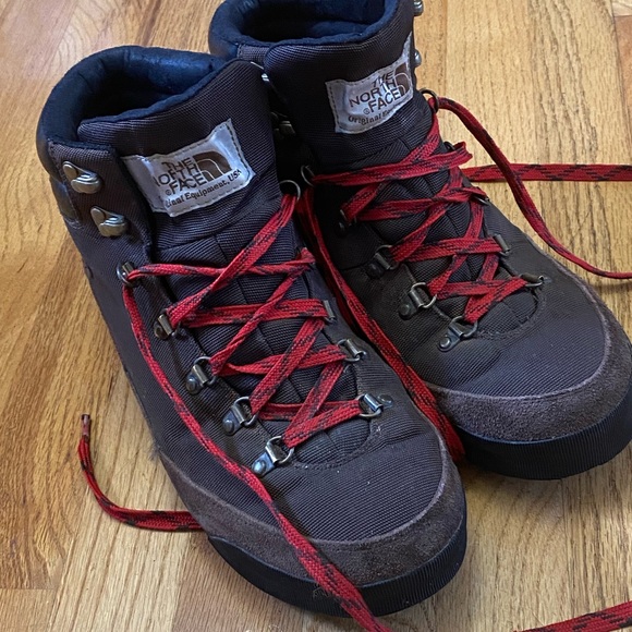 The North Face Other - Mens the north face back to Berkeley insulated hiking boots size 11